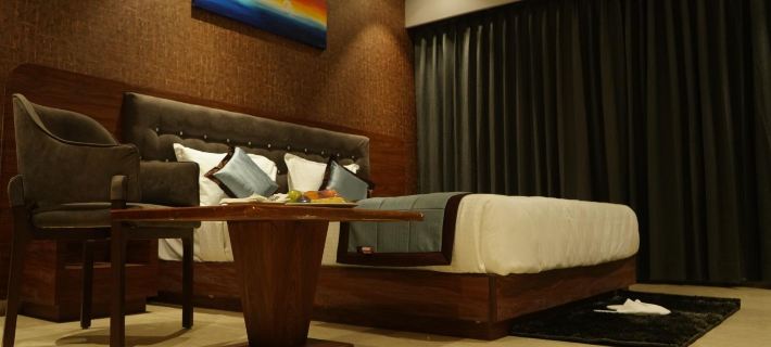 Alaukik Hotel Hotels in Ahmednagar