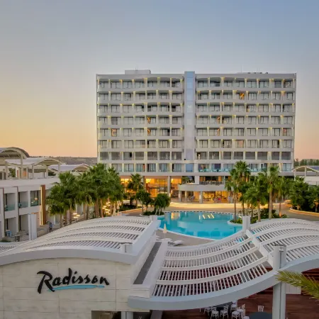 Radisson Beach Resort Larnaca