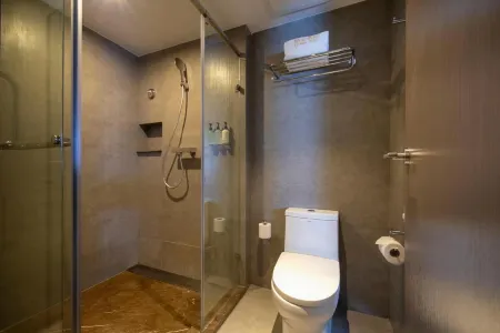 Junya Yizhu (Guangzhou Jinghu Avenue Free People Garden Branch) Отели рядом с достопримечательностью «Guangdong Polytechnic Normal University (Baiyun Campus)»