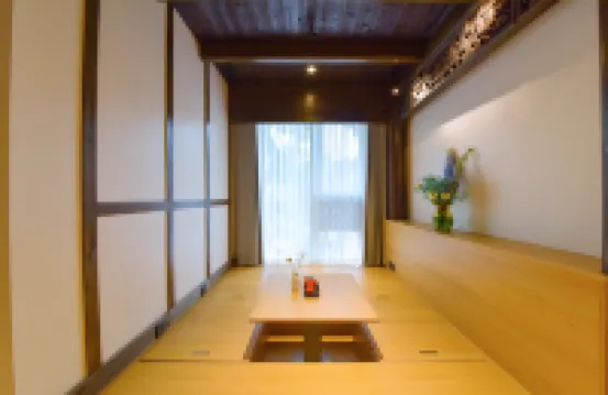 橫店奢漫民宿（影視城秦王宮夢幻谷）