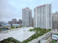Favor Youjia Hotel (Changde and Rui Happy City Railway High speed Railway Station Branch) - Romantic
