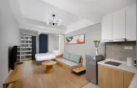 Xichang Hanjin Hotel ( qionghai 17 Degree Wanda Plaza Hotel) - balcone