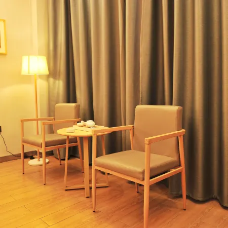 Uchia Qingyuan Hotel