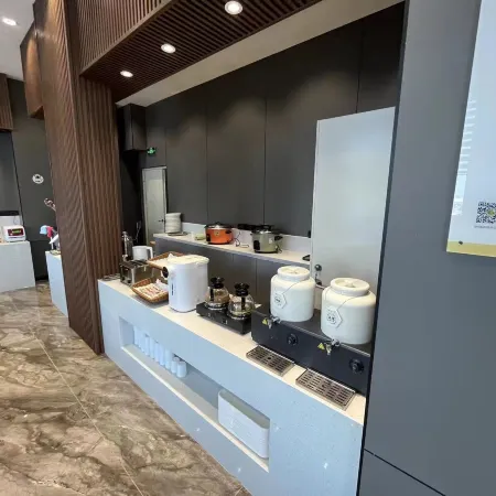 Super 8 Hotel (Jinzhou Beizhen Goupangzi Shengshi New Town)