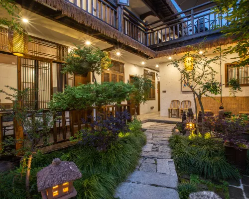Sanmei · Qingxi Hostel โรงแรมในอี้เซียน