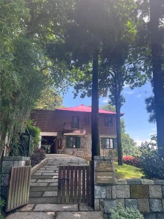 Baiyun Shenchu Fudi Guesthouse Отели рядом с достопримечательностью «Baiyun Mountain Pavilion»