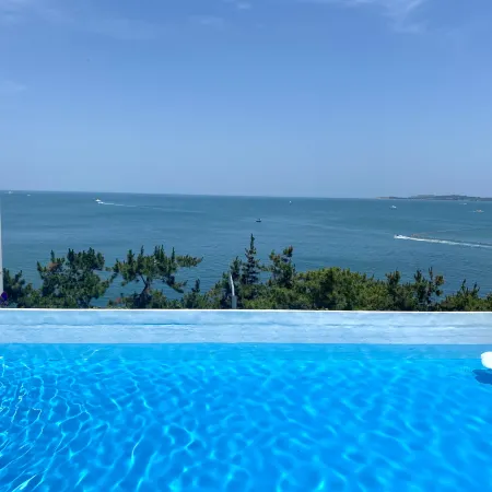 Facing Sea Hotel