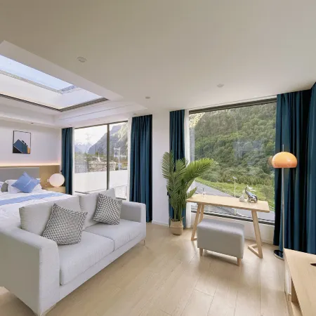 The B&B that Siguniang Mountain yearns for (Shuangqiaogou Scenic Area)
