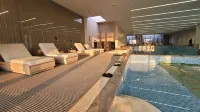 Fuxian  Lake - Huakaiyun Homestay - Pools