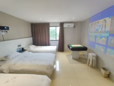 Suofeiteqingchunjiudian Hotels near Shanghai Agriculture College Training Base