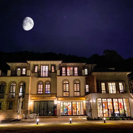 Van Gou Moganshan French Manor Private Soup Homestay