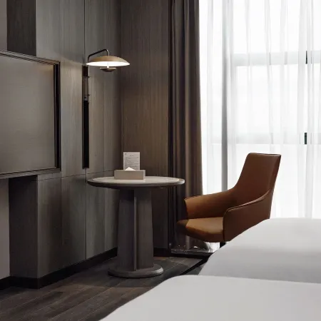 new feeling hotel