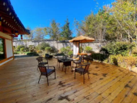 Piyanshan Hot Spring Hotel Hotels in Longjing