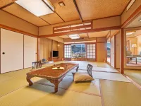 Ooedo Onsen Monogatari Ureshinokan (Old: Yukai Resort Premium Ureshinokan) Hotels near 嬉野温泉 湯けむり広場