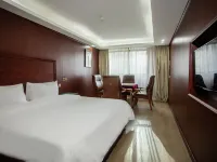 Huating·Aofeng Hotel (Pingyang Railway Station Yintai City Branch) Hotels in Pingyang County