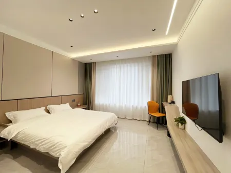 Tingxue Light Luxury Homestay (Beidagu Ski Resort) Отели рядом с достопримечательностью «Phenix»