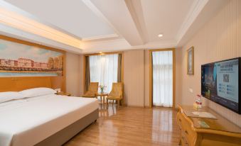 Vienna International Hotel (Tianmen Wanda Plaza Donghu Branch) - Housity