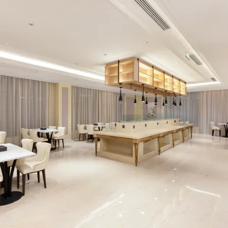 Vienna Hotel (Huozhoushu Xiangjiangcheng)