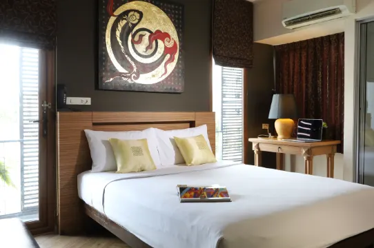 ห้องพรีเมียร์ เตียงใหญ่ 1 เตียง