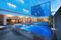 Aston Inn 塔西克馬拉雅 鄰近Teknik Informatika的酒店