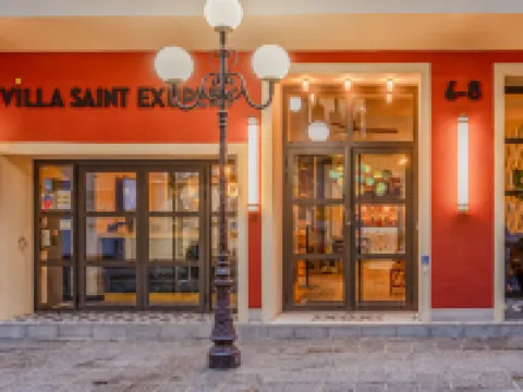 วิลล่า แซงต์-เตกซูเปรี บีช โรงแรมใกล้Coco Beach