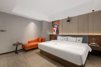 Kaweida Hotel (Wuchuan Aoyuan Plaza No.3 Middle School)