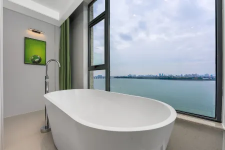 Xichu (Han Wengong Temple & Guangji Bridge River View Branch), Chaozhou Отели рядом с достопримечательностью «Hanshan Normal University Chaozhou Branch»