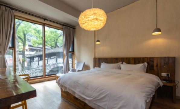 Sen Island Qixia Shanju Hotel