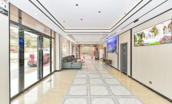 Xijiang Chenxi Yunsu (Qianhu Miaozhai West Gate Tourist Service Center Branch)