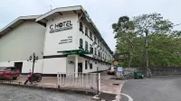 C HOTEL Hotels in Titi Gajah