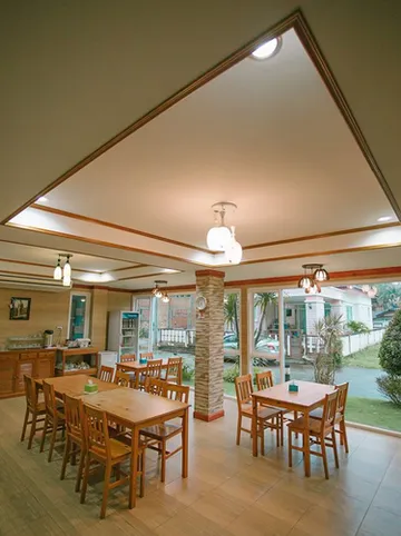 รูปภาพของT.W.Seaview Hotel ท่าศาลา