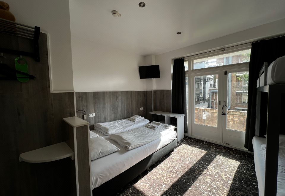 2. 버짓 트리아농 ..