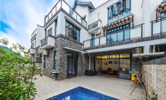 Yueao Hot Spring Resort Villa (Aoyuan Yingde Chocolate Kingdom Store)