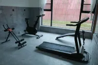 Yihai Muqi Hotel，Mianning - Gym