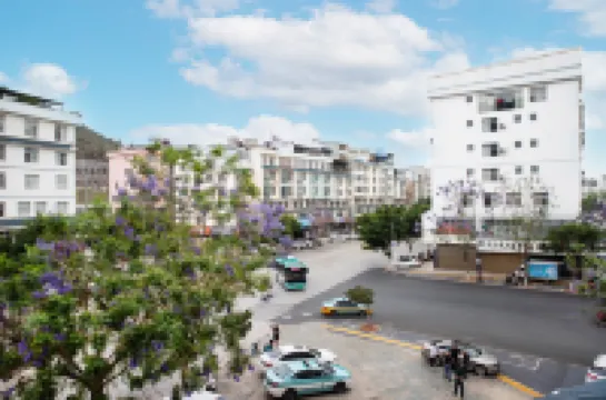 Tai Lixin Hotel (Wenshan Chengnan Bus Station)