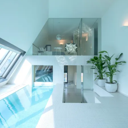 Gangnam Boutique Hotel Sohsul Отели рядом с достопримечательностью «Станция метро Hannam»
