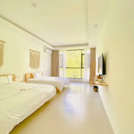 Xiaoxiaoju B&B (Yufeigu Branch)