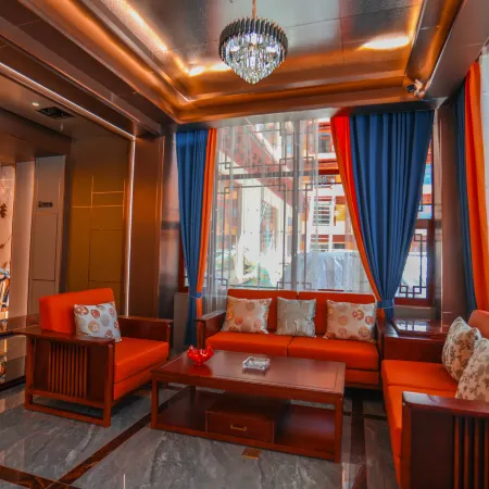 Yulong Grand Hotel (Ganzi Litang)