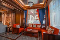 Yulong Grand Hotel (Ganzi Litang)