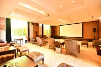 โรงแรมรีสอร์ทซู่เซียงเลคไซด์ - ที่มีฟิตเนส
