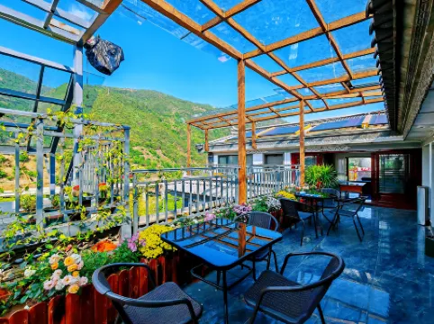 Yangbi Time Boutique Hotel