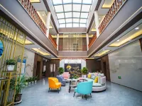 Colorful Danxia Flower House Hotel Hotels in Linze