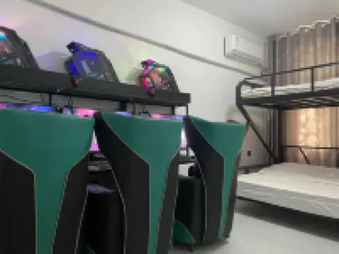 Zhenxuan E-sports Hotel