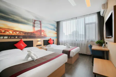 Shankee Hotel (Gujiao Traffic Police Brigade) Отели рядом с достопримечательностью «Hongdou Villa»