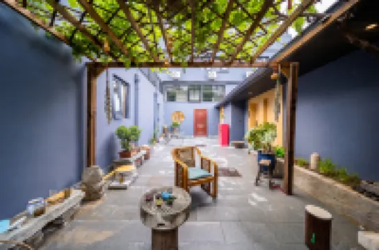 Super 8 Preferred Hotel (Beijing South Station Qianmen Friendship Hospital) Hotels in der Nähe von Chengguang Pavilion