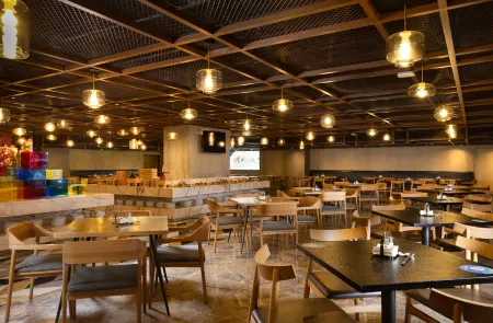 Expo Serene Hotel Shiyuan Отели рядом с достопримечательностью «Guishui Park»