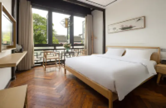 OrigInn Riverside Hotel