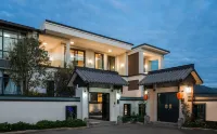 Tengchong Yunrao Banshan Hot Spring Inn