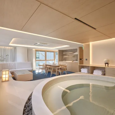 UH Suite the Gangnam 梨水駅周辺のホテル