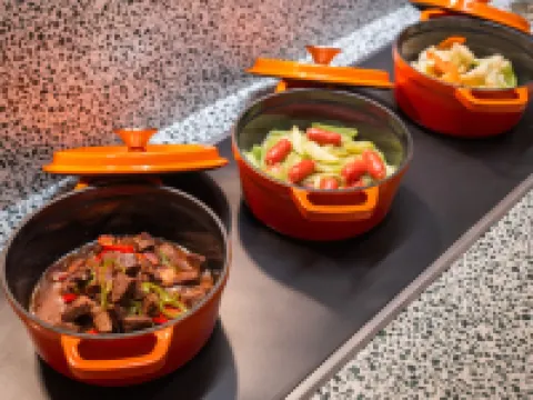 Orange Hotel (Weihai Railway Station Hanlefang)